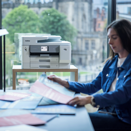 BROTHER Impresora multifuncion profesional de tinta A3, WiFi, doble bandeja, doble cara hasta A3 en todas las funciones y cartuchos XL muy economicos.